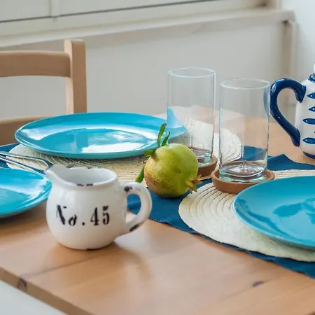 Torrelama & Breakfast Guest house Trani