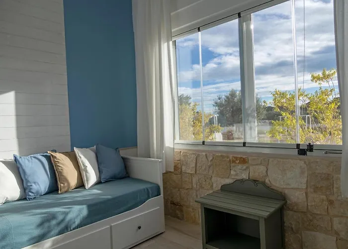 Torrelama & Breakfast 4*