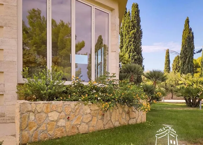 Torrelama & Breakfast טרני